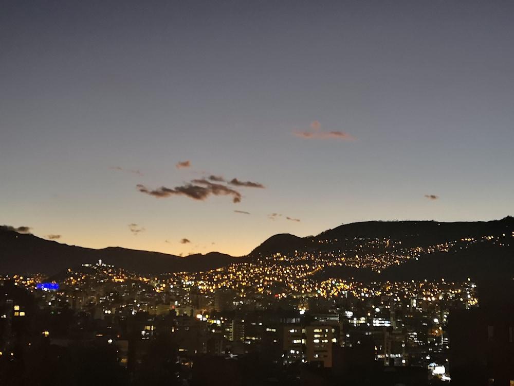 Hotel Bellavista Quito Zewnętrze zdjęcie